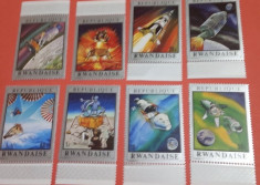 RWANDA 1970, COSMOS - SERIE COMPLETA MNH foto