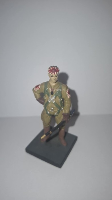 Soldat din plumb Ref.01-049 Capitan de aviatie japonez Kamikaze WW II Metal and Soul 1:32