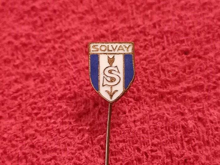 Insigna (veche) fotbal - &quot;SOLVAY&quot; UIOARA (Ocna Mures)