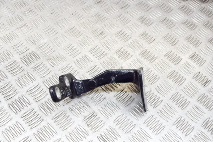 Balama haion dreapta LAND ROVER RANGE ROVER IV L405 2018 OEM: CPLA-429A14-A 13962639