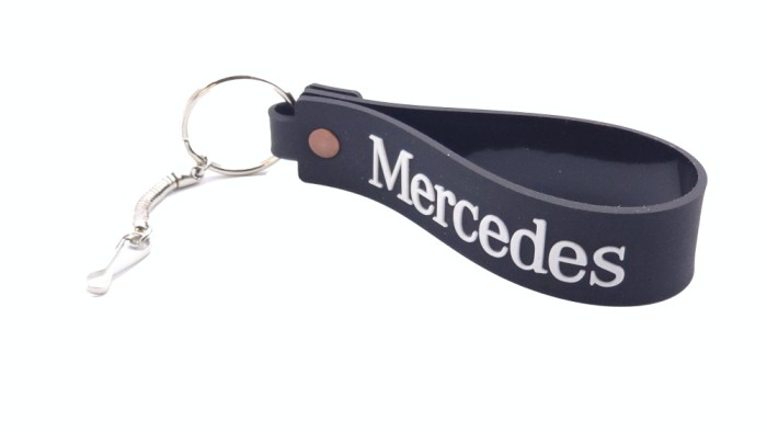 Breloc chei auto din Softpvc tip Mercedes 100x20mm