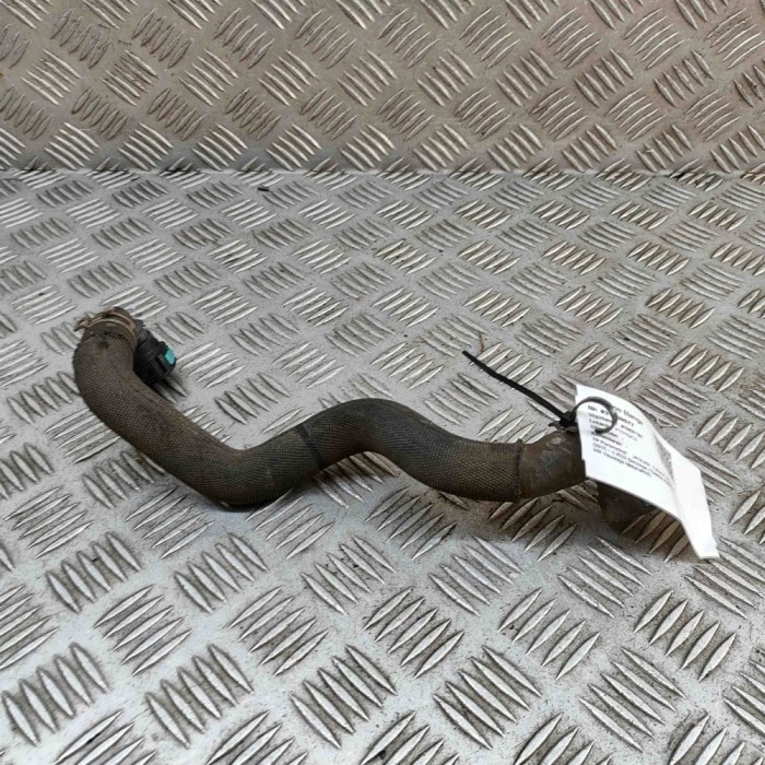 Furtun de lichid de răcire JAGUAR F-PACE X761 2022 OEM: M8A2-8D262-AB 31650577