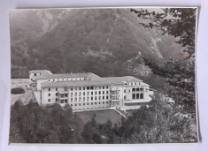 2 poze cu Sanatoriul 1 Mai din Olanesti, Valcea foto