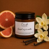 Grapefruit roz și vanilie &ndash; Lum&acirc;nare parfumată handmade din soia &icirc;n recipient sticlă ambră