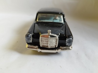 bnk jc Dinky 128 Mercedes-Benz 600 Code 3 foto