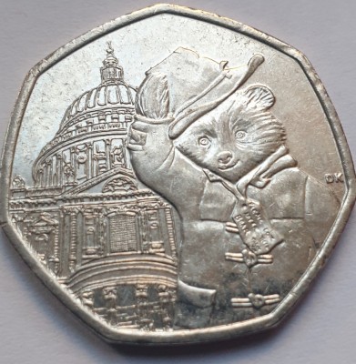 Monedă 50 pence 2019 Marea Britanie , Paddington at St Paul&amp;#039;s foto