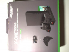 Stand Vertical Xbox One Fat / S / X - cooler, usb, acumulatori foto