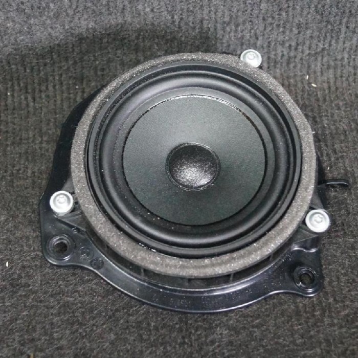 Difuzor ușă st&acirc;nga spate BMW X1 F48 2015 OEM: 9281896 | 1980926