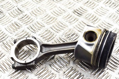 Piston AUDI A5 8T3 2015 OEM: 03L107065AB,04L105401A 17364813 foto