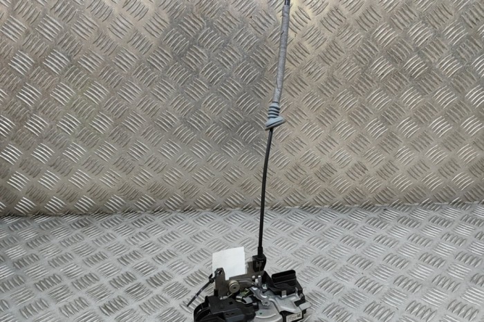 &Icirc;ncuietoare ușă st&acirc;nga față VOLVO XC90 II 2020 OEM: 31349894 30374005