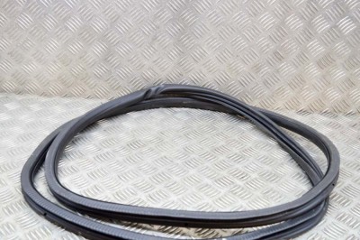 Garnitura ușă dreapta spate PORSCHE CAYENNE 92A 2017 OEM: 7P0867367H,7P0.867.367.H | 17149380 foto