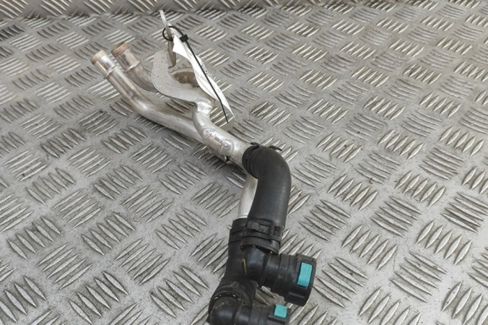 Furtun de lichid de răcire LAND ROVER DISCOVERY V L462 2019 OEM: HPLA-18C553-GB 31318987