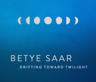 Betye Saar: Drifting Toward Twilight foto