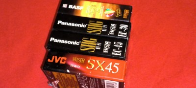 4 CASETE VIDEO VHS -C - SIGILATE in tipla basf jvc panasonic foto