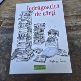 Indragostita de carti - Debbie Tung (benzi desenate)