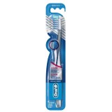 Periuta de Dinti, Oral-B, Pro-Expert Cross-Action, All-in-One, Multi-Protectie, Medium