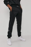 Cumpara ieftin Adidas Originals Pantaloni bărbați, culoarea negru, cu imprimeu