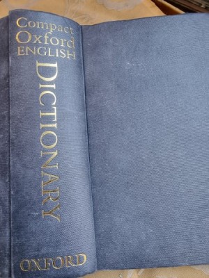 Compact Oxford Dictionary foto