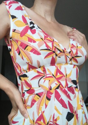 Salopeta SISLEY Benetton dama cu motive florale vaporoasa masura 40 foto
