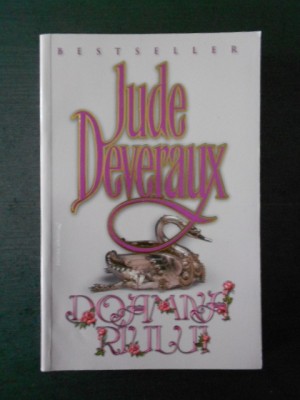JUDE DEVERAUX - DOAMNA RAULUI foto