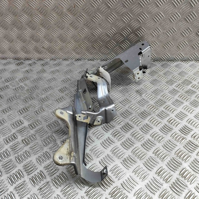 Suport aripa dreapta față AUDI Q4 SUV F4B 2024 OEM: 89A821136,10A803714,89A821470 31091169