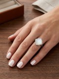 Cumpara ieftin Inel din Argint 925 Pearl Blossom, cu Sidef Natural si Contur Cristale