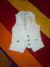 VESTA DAMA FARA MANECI DIN BLUGI , firma ,,AMISU &quot; , marimea 40