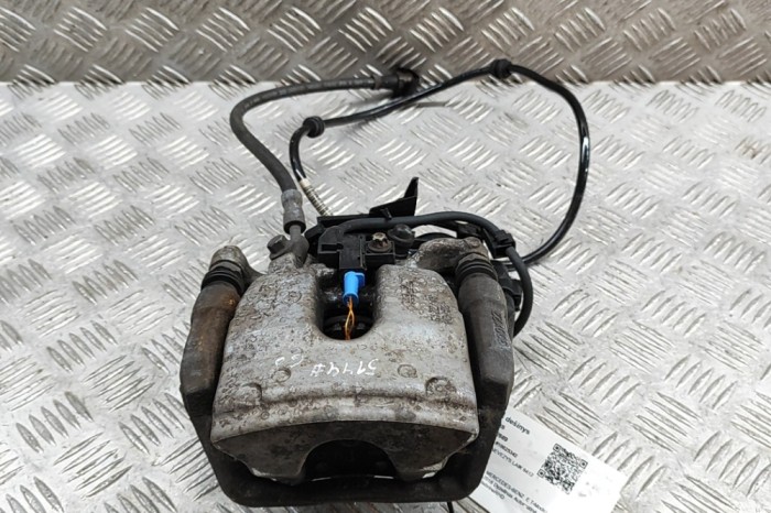Etrier de fr&acirc;nă dreapta spate MERCEDES-BENZ E T-Model S213 2018 OEM: A0004237200 29502669