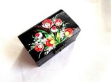Cutie lemn decorata cu lalele rosii 35496