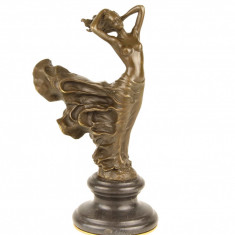 Dansatoare cu esarfa- statueta din bronz pe un soclu din marmura BM-10