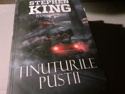 TINUTURILE PUSTII 3 -TURNUL INTUNECAT - STEPHEN KING, NEMIRA 2018, 551 PAG foto