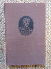 CAIUS IULIUS CAESAR-VLADIMIR HANGA foto