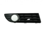 Grila bara fata Vw Polo (9N3) Hatchback 04.2005-08.2009 , Fata Dreapta, cu decupaj proiector ceata 6Q0853666E9B9