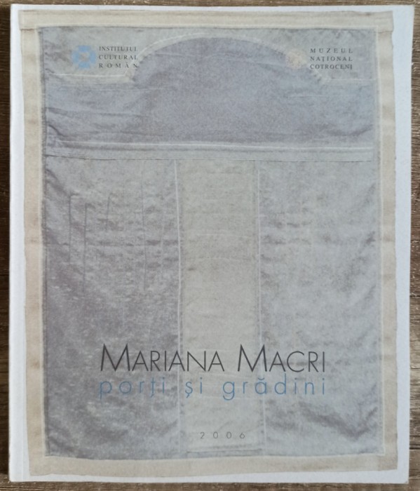 Mariana Macri, porti si gradini// 2006