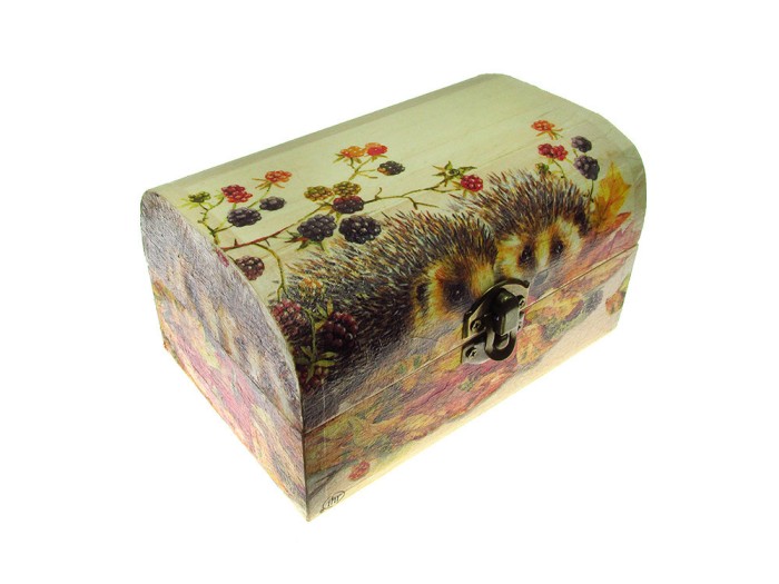 Cufar de lemn model arici in decor de toamna M