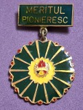 Insigna Pionier - "MERITUL PIONIERESC" (diametrul 3 cm)