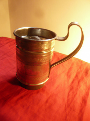 Sita veche pentru ceai cu 2 site ,metal argintat (probabil), h=8,5cm ,d.baza=5cm foto