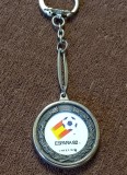 Breloc (model vechi) fotbal - CAMPIONATUL MONDIAL de FOTBAL SPANIA 1982 (mascota Naranjito)
