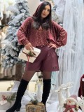 Pantalon dama bordo scurt cu buzunare din piele ecologica