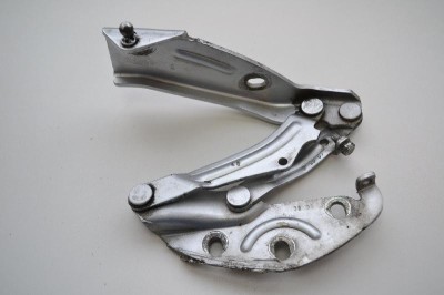 Balama capota dreapta față VW PHAETON 3D_ 2005 OEM: 3D0823302D | 2250583 foto
