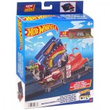 Set de joaca cu masinuta, Hot Wheels, Fuel Station Shift, HKX45