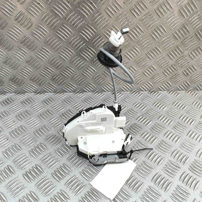 &Icirc;ncuietoare ușă dreapta față AUDI Q5 FY 2024 OEM: 8X1837016E 31945424