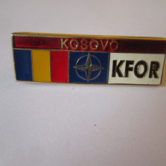 Rara! Insigna KFOR Kosovo-NATO Romania