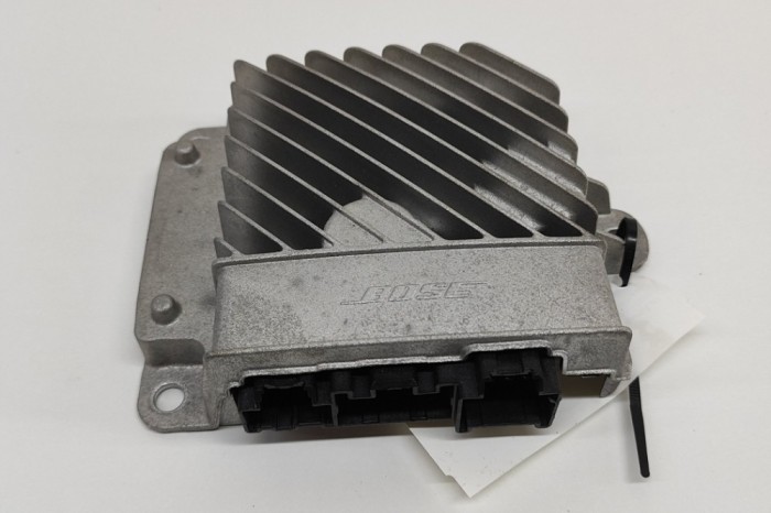 Amplificator de sunet NISSAN QASHQAI II J11, J11_ 2017 OEM: 28061-HV00A 28253487