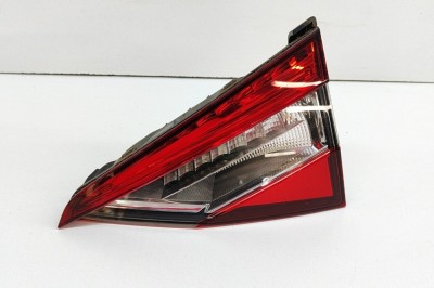 Lampa haion dreapta SKODA SUPERB III 3V3 2018 OEM: 3V5945308C 26304640 foto