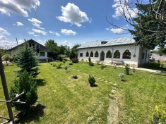 De vanzare casa Valea Rosie