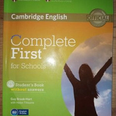 Complete First for Schools Student's Book cu CD in stare buna 50 pagini completata pe alocuri