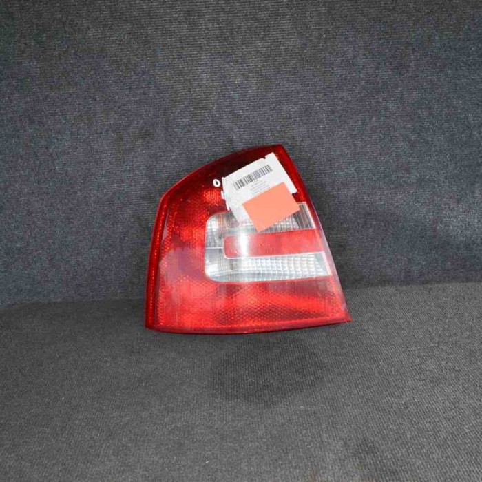 Lampa spate st&acirc;nga SKODA OCTAVIAII 1Z3 2005 OEM: 1Z5945095A1Z5945111A1Z5945257A