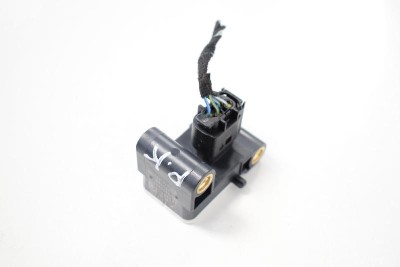 Senzor de impact st&amp;acirc;nga față BMW 3 E90 2008 OEM: 6911003 3668298 foto