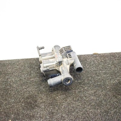 Pompa de apa auxiliara BMW 5 F10 2016 OEM: 9310349 3974769 foto